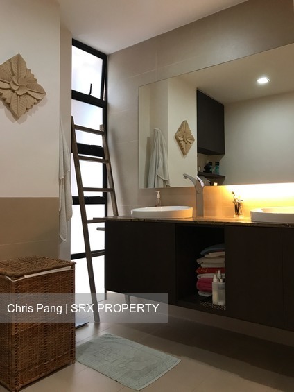 Loyang Valley (D17), Condominium #178942662